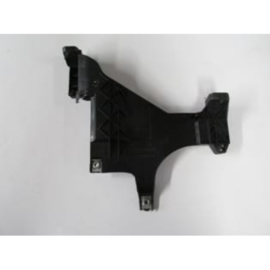 Audi A4 Far Alt Bağlantı Braketi Sol Plastik (2013-2015)
