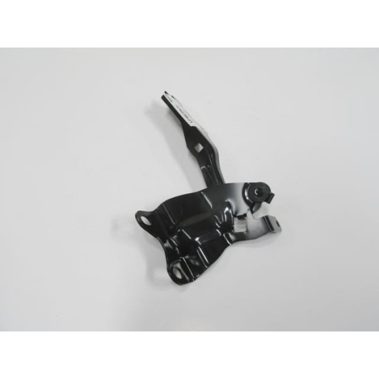 Mazda 3 Kaput Menteşesi Sol (2010-2013) Mazda 3 Kaput Menteşesi Sol (2010-2013)