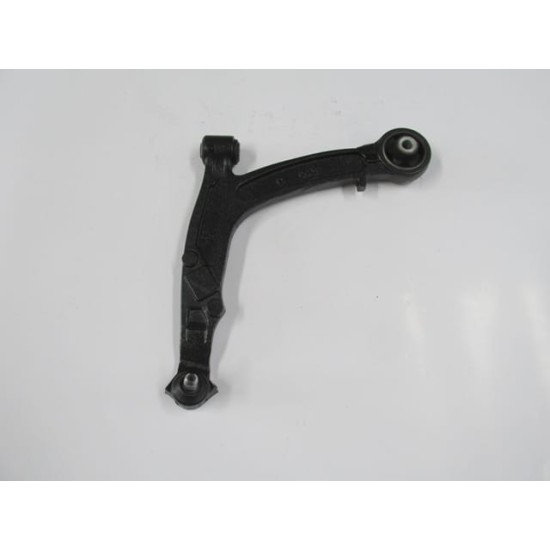 Fiat Panda Ön Alt Tabla Sol Rotilli/burçlu (2004-2012) Fiat Panda Ön Alt Tabla Sol Rotilli/burçlu (2004-2012)