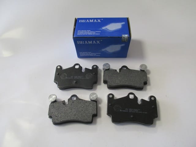Volkswagen Touareg Arka Fren Balatası 3,6/4,2/5,0/6,0 (2003-2006)