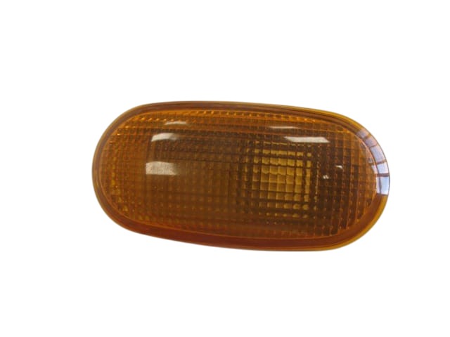 Mitsubishi L200- Pick Up Çamurluk Sinyali Sarı Sağ/sol Aynı (1999-2006) OEM MB847540