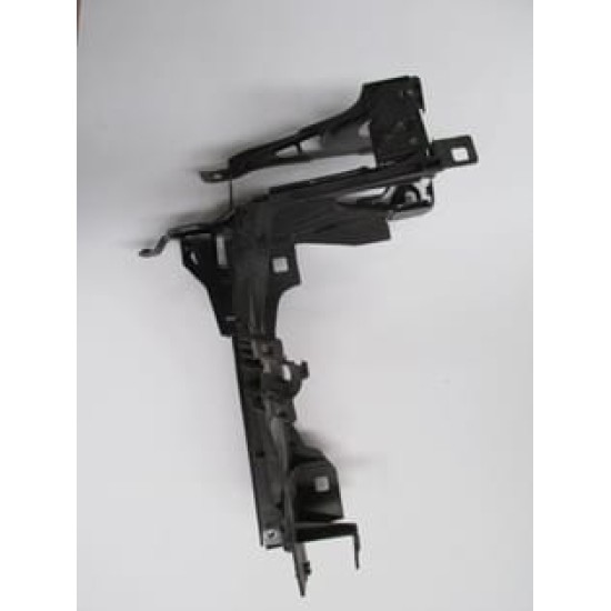 Bmw 5 Serı- F10 Far Alt Bağlantı Braketi Sol (2010-2016) Bmw 5 Serı- F10 Far Alt Bağlantı Braketi Sol (2010-2016)