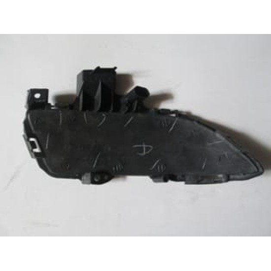Mazda 3 Sis Lamba Kapağı Sol (2003-2006) Mazda 3 Sis Lamba Kapağı Sol (2003-2006)
