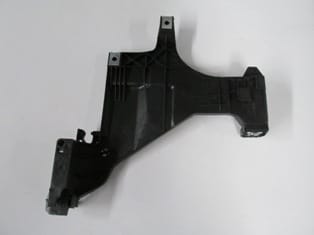 Audi A4 Far Alt Bağlantı Braketi Sol Plastik (2013-2015)