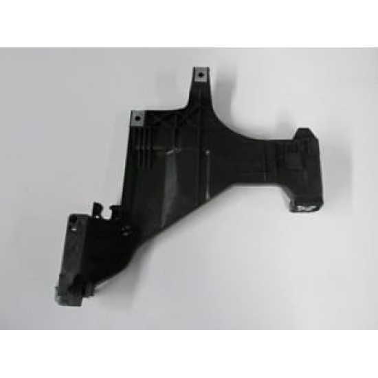 Audi A4 Far Alt Bağlantı Braketi Sol Plastik (2013-2015)