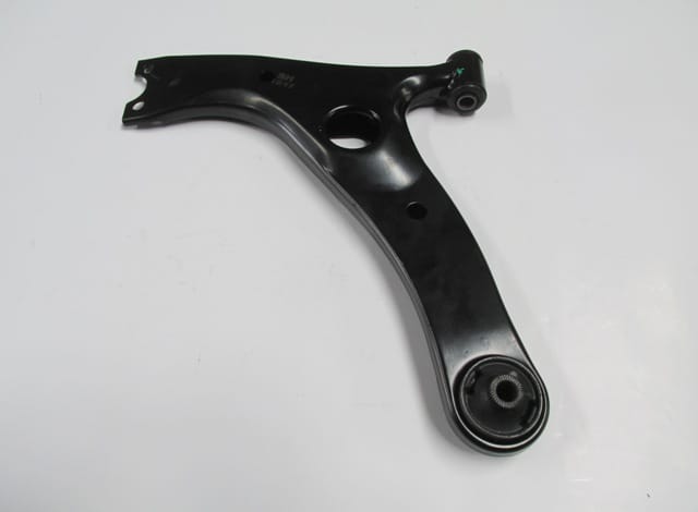 Toyota Rav4 Ön Alt Tabla Sol Rotilsiz (2001-2004)
