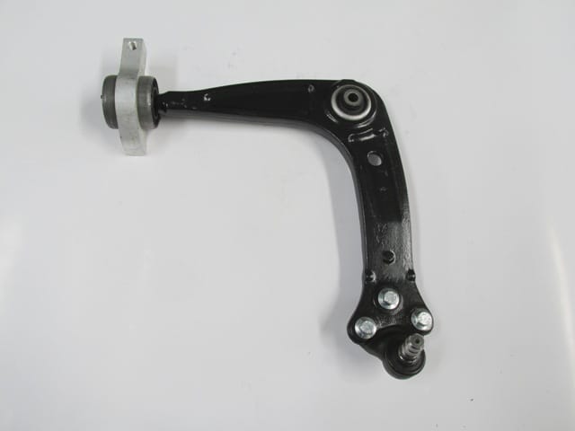Peugeot 508 Ön Alt Tabla Sağ Rotilli/burçlu/takozlu (2011-2014) OEM 3521V1