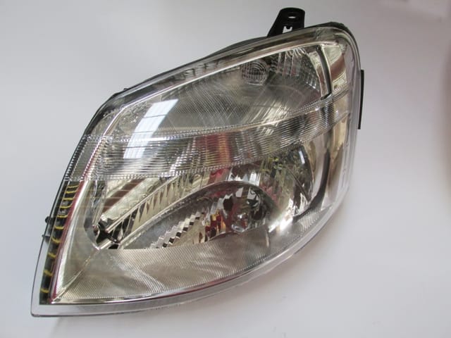 Peugeot Partner Far Lambası Sol Manuel 6 Fişli (2003-2009) OEM 6204AX