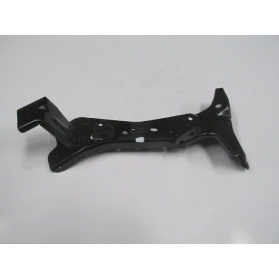 Audi A3- Sd/hb/sb Ön Çamurluk Braketi Sol (2012-2016)