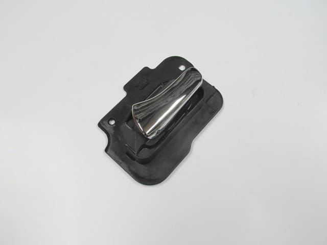 Opel Vectra B Arka Kapı İç Açma Kolu Sol Siyah (1996-1999) OEM 13... Opel Vectra B Arka Kapı İç Açma Kolu Sol Siyah (1996-1999) OEM 13...