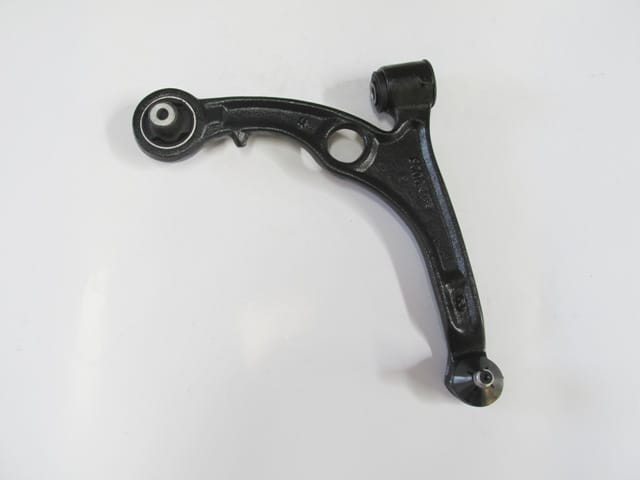 Fiat Stilo Ön Alt Tabla Sağ Rotilli/burçlu (2003-2006) OEM 50705084