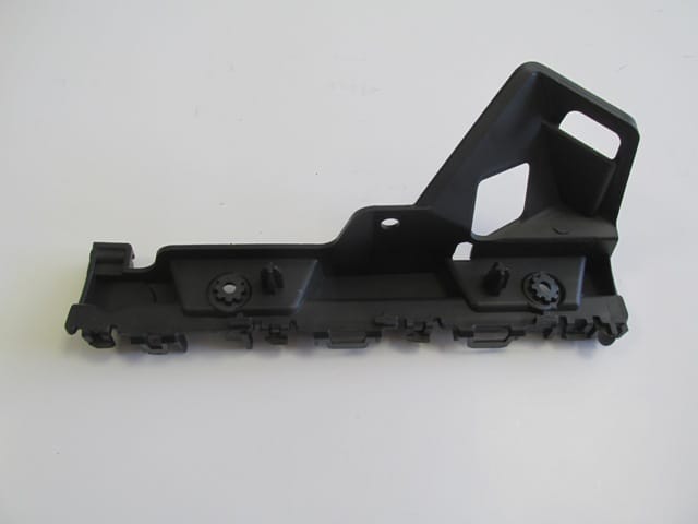 Renault Trafıc Ön Tampon İç Bağlantı Braketi Sol (2015-2021) Renault Trafıc Ön Tampon İç Bağlantı Braketi Sol (2015-2021)