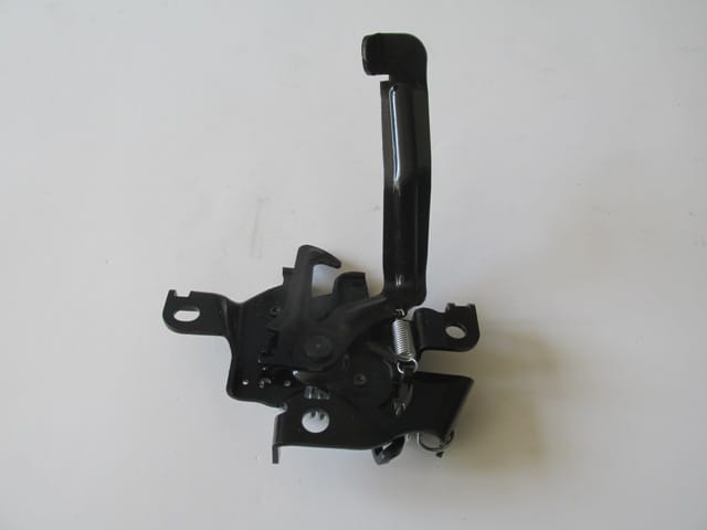 Toyota Corolla- E150 Kaput Kilidi (2007-2013)