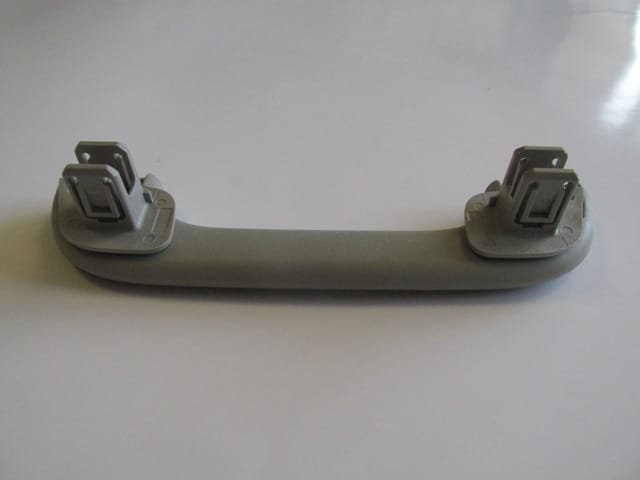 Renault Clio 3- Grand Tour Ön Tavan El Tutamağı Sağ Gri (2009-2012) OEM 739410013R