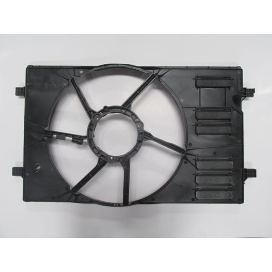 Skoda Superb Radyatör Fan Davlumbazı Boş Gövde (2015-2018) Skoda Superb Radyatör Fan Davlumbazı Boş Gövde (2015-2018)