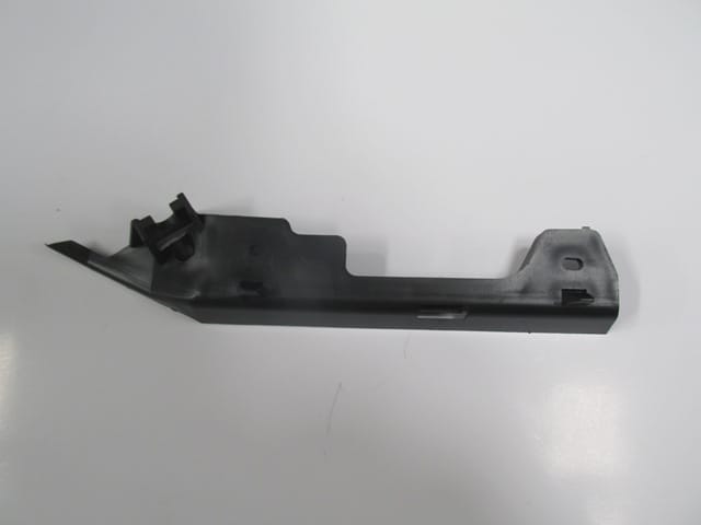 Opel Astra- G Ön Tampon Bağlantı Braketi Sağ Plastik (1999-2009)