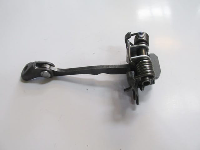 Renault Laguna Arka Kapı Durdurucusu Sağ/sol Aynı (2008-2012)