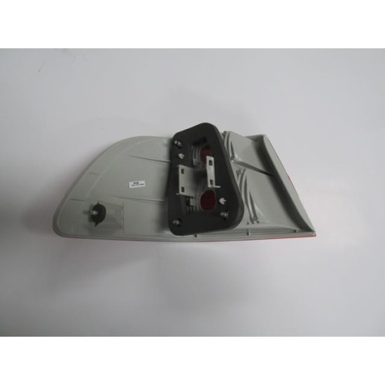 Fiat Albea Dış Stop Lambası Sağ Kırmızı (2007-2013)