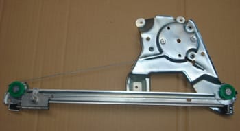 Audi A6 Arka Cam Krikosu Sağ Elektrikli/motorsuz (1998-2001) Audi A6 Arka Cam Krikosu Sağ Elektrikli/motorsuz (1998-2001)