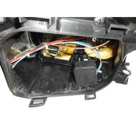 Audi A6 Far Lambası Sol Elektrikli/motorsuz/merceksiz (2005-2009) Audi A6 Far Lambası Sol Elektrikli/motorsuz/merceksiz (2005-2009)