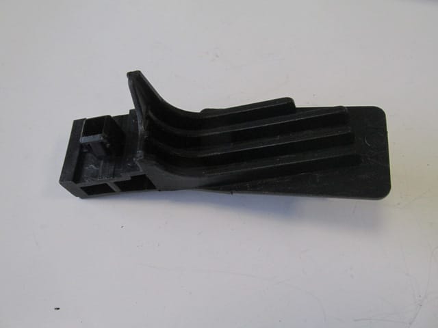Toyota Corolla- E150 Kaput Dayama Demiri Klipsi (2007-2013) Toyota Corolla- E150 Kaput Dayama Demiri Klipsi (2007-2013)