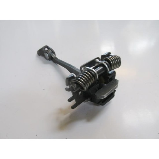 Renault Laguna Arka Kapı Durdurucusu Sağ/sol Aynı (2008-2012) Renault Laguna Arka Kapı Durdurucusu Sağ/sol Aynı (2008-2012)