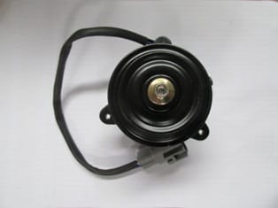 Toyota Corolla Fan Motoru 3 Bağlantılı (1988-1992) OEM 16363-10010