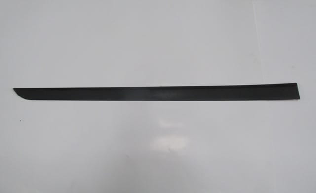 Opel Astra H Ön Kapı Bandı Sağ Siyah (2004-2007) OEM 5172408