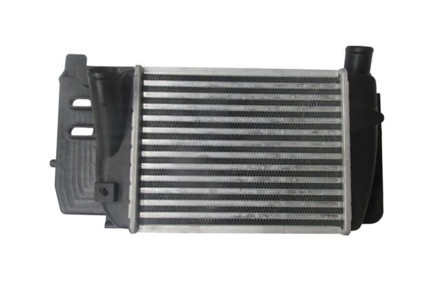 Toyota Yarıs Turbo Soğutma Radyatörü 1.4 D4d Oris (2010-2011)