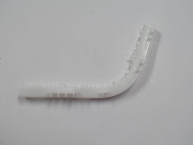Kia Cerato Arka Tampon İç Bağlantı Braketi Sol Plastik (2010-2011) OEM 86613-1M000