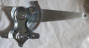 Toyota Rav4 Arka Cam Krikosu Sağ Elektrikli/motorsuz (2001-2004)