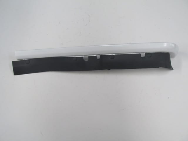 Isuzu Npr Şampiyon Far Alt Çıtası Sol Beyaz (1997-2006) OEM 8-978...