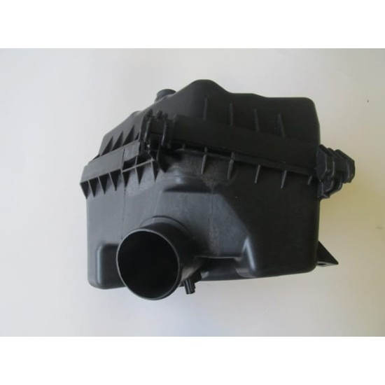 Toyota Auris Hava Filtre Kutusu (2007-2010) Toyota Auris Hava Filtre Kutusu (2007-2010)