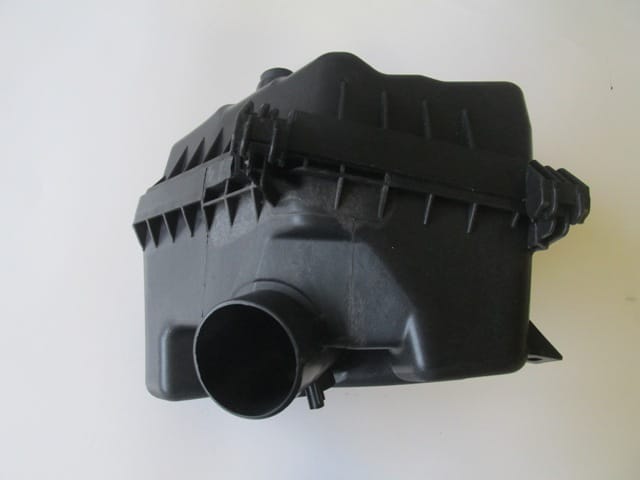 Toyota Auris Hava Filtre Kutusu (2007-2010)