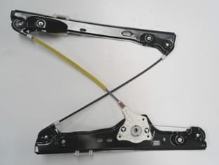 Bmw 3 Serı- E90 Ön Cam Krikosu Sağ Elektrikli/motorsuz (2005-2009)