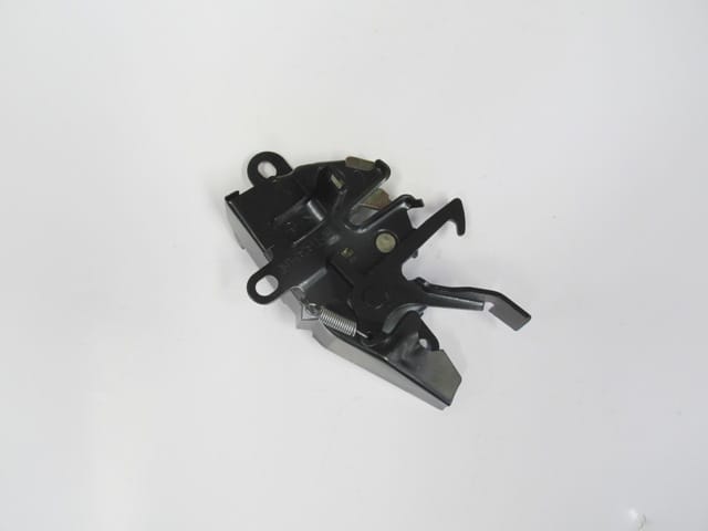 Toyota Corolla Kaput Kilidi (1993-1998) Toyota Corolla Kaput Kilidi (1993-1998)