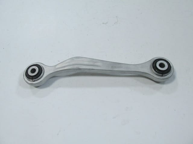 Audi A5 Arka Üst Tabla Sol Düz Tip Burçlu (2008-2012)