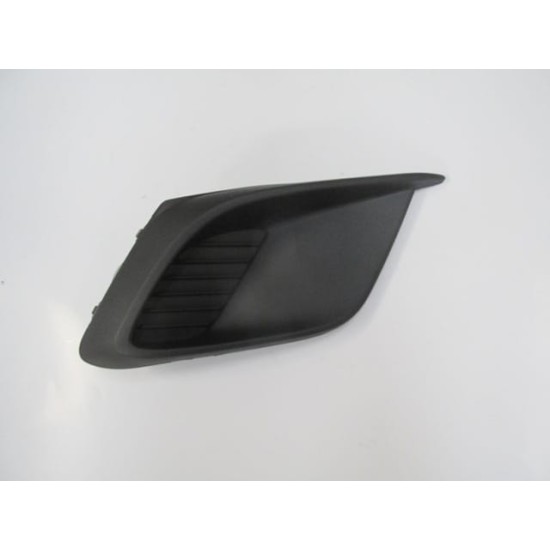 Mazda 3 Sis Lamba Kapağı Sağ Sis Deliksiz (2014-2016) Mazda 3 Sis Lamba Kapağı Sağ Sis Deliksiz (2014-2016)