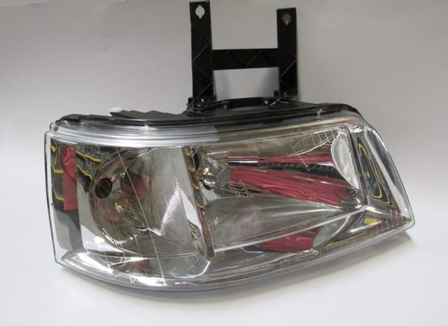 Volkswagen Transporter T5 Far Lambası Sağ (2004-2006) OEM 7H1941016J