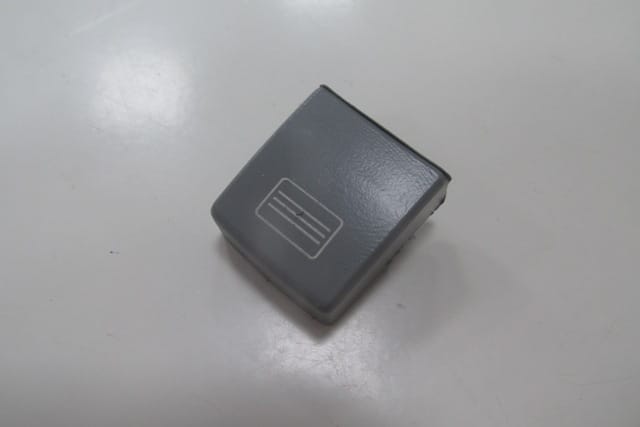 Mercedes Cla- W117 Sunroof Düğme Kapağı Gri (2013-2018)