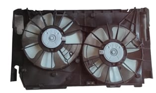 Toyota Rav4 Radyatör Ve Klima Fan Davlumbazı Çiftli 2.4 L (2004-2006) OEM 16363-28170 Toyota Rav4 Radyatör Ve Klima Fan Davlumbazı Çiftli 2.4 L (2004-2006) OEM 16363-28170