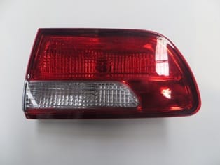 Kia Rio İç Stop Lambası Sağ Kırmızı/beyaz (2012-2016)