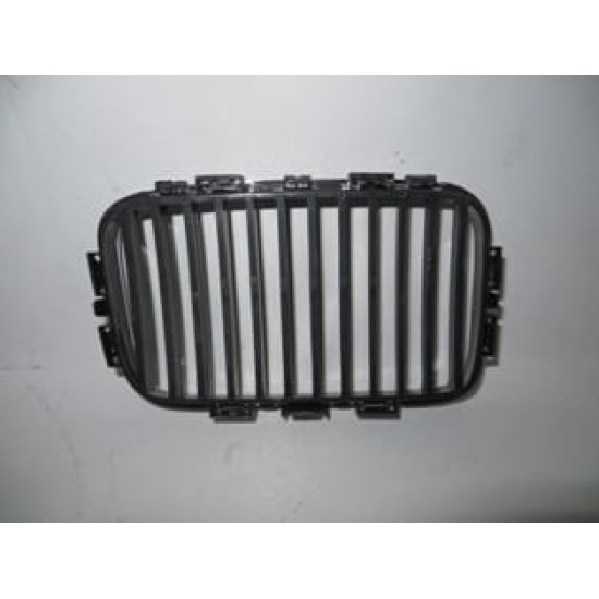 Bmw 3 Serı- E36 Ön Panjur Sol Siyah/nikelaj Çerçeveli (1991-1994) Bmw 3 Serı- E36 Ön Panjur Sol Siyah/nikelaj Çerçeveli (1991-1994)