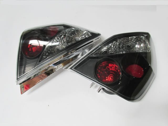 Honda Jazz Modifiye Stop Lambası Sağ/sol Set 2 Parça Füme/siyah (20... Honda Jazz Modifiye Stop Lambası Sağ/sol Set 2 Parça Füme/siyah (20...