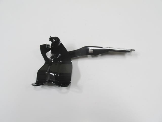 Mazda 3 Kaput Menteşesi Sağ (2010-2013)