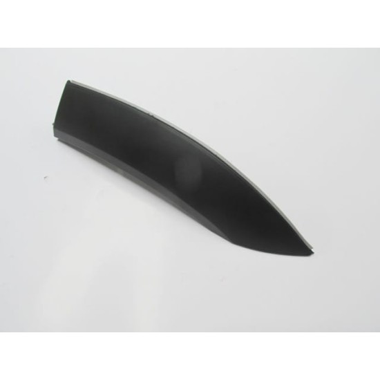 Suzuki Grand Vitara Arka Çamurluk Ağzı Plastiği Sol (1998-2002)