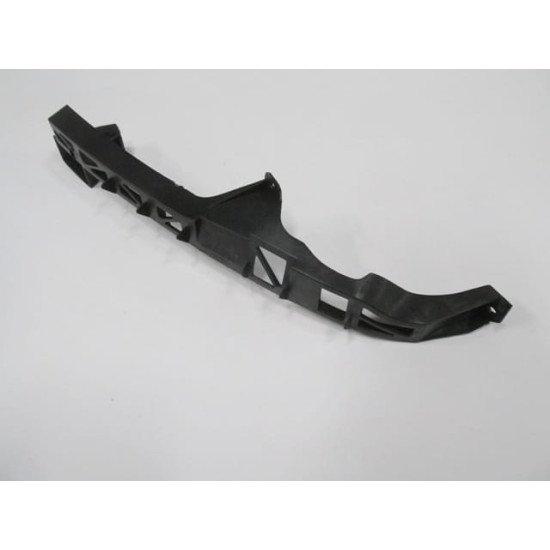 Mazda 3 Ön Tampon Braketi İç Sağ (2003-2006) Mazda 3 Ön Tampon Braketi İç Sağ (2003-2006)