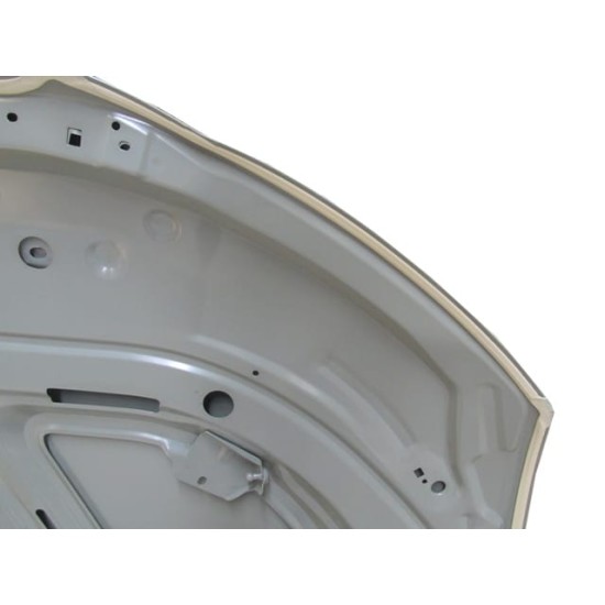 Audi A4 Motor Kaputu Siyah Boyalı (2013-2015)