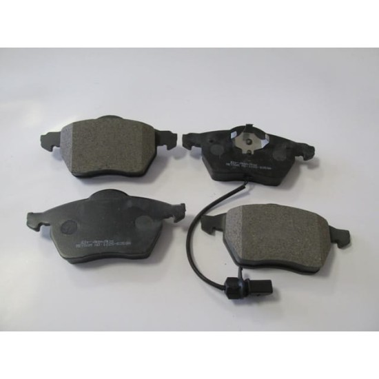 Audi A6 Ön Fren Balatası 1,8t/1,9/2,0/2,4/2,8