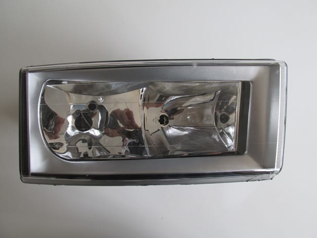 Iveco Daıly Far Lambası Sol Elektrikli/motorlu/şeffaf Camlı (1999-2...